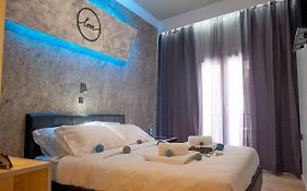 Dk Mini Suites D